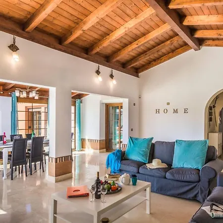 Simona Villa Corralejo